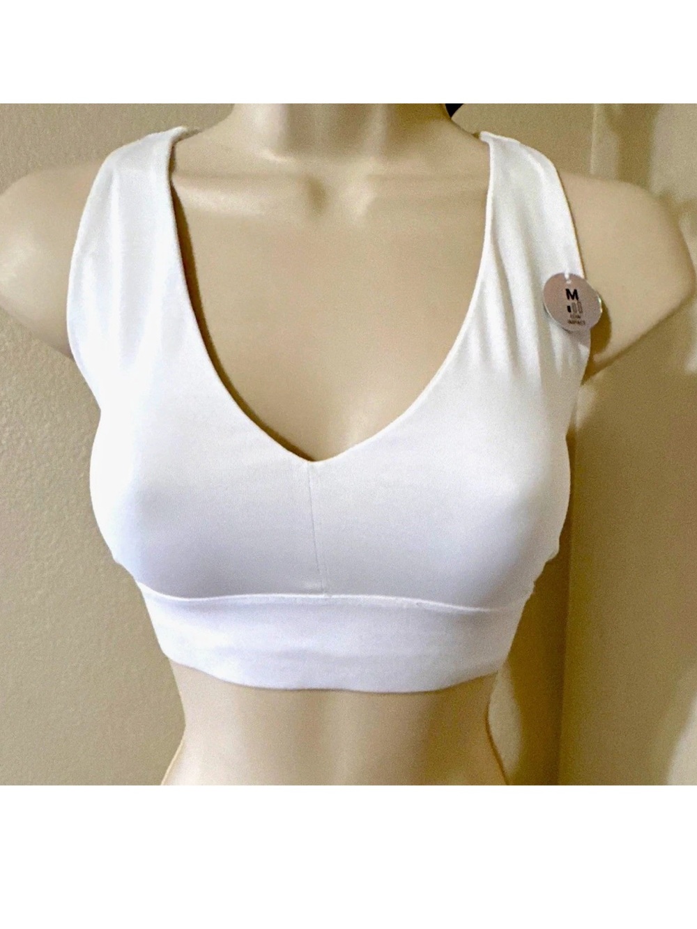 Forever 21 Low Impact Longline Racerback Sports Bra White Size Medium  A-C